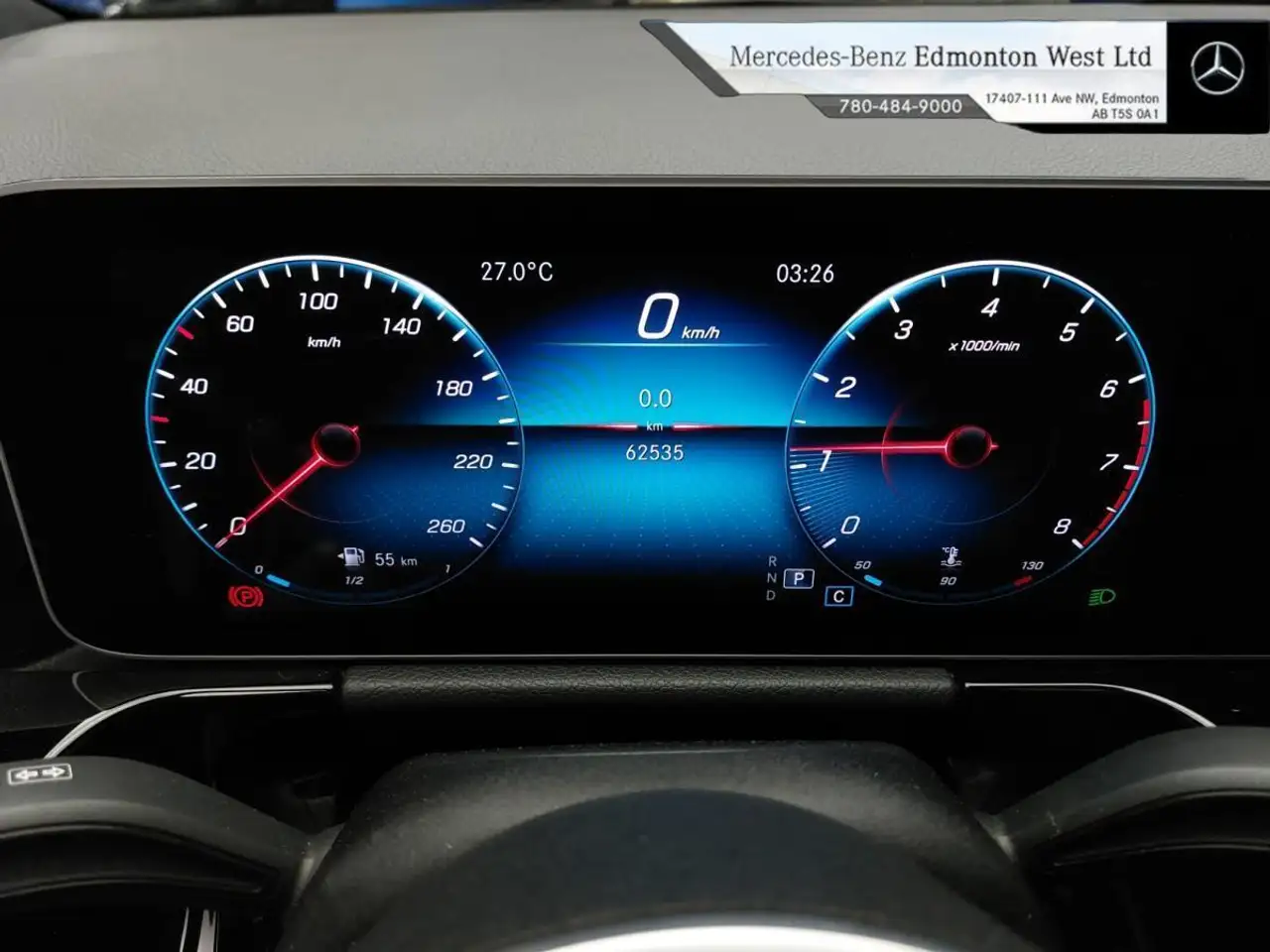 Mercedes-Benz GLA снимка Mercedes-Benz GLA