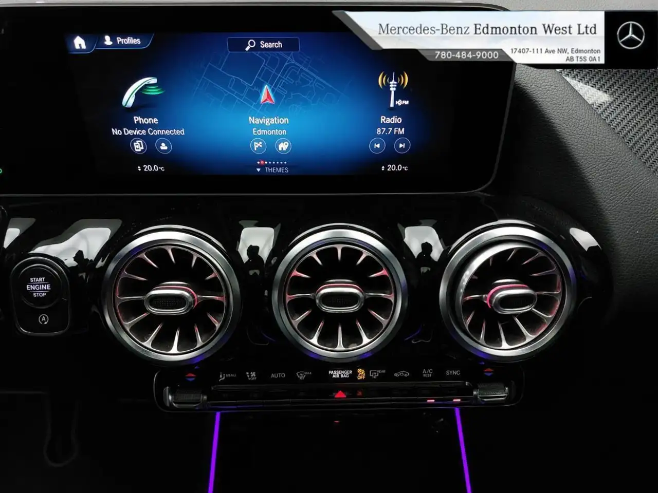 Mercedes-Benz GLA снимка Mercedes-Benz GLA
