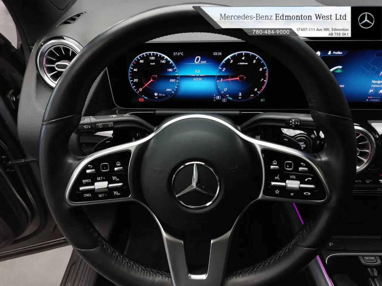 Mercedes-Benz GLA снимка Mercedes-Benz GLA