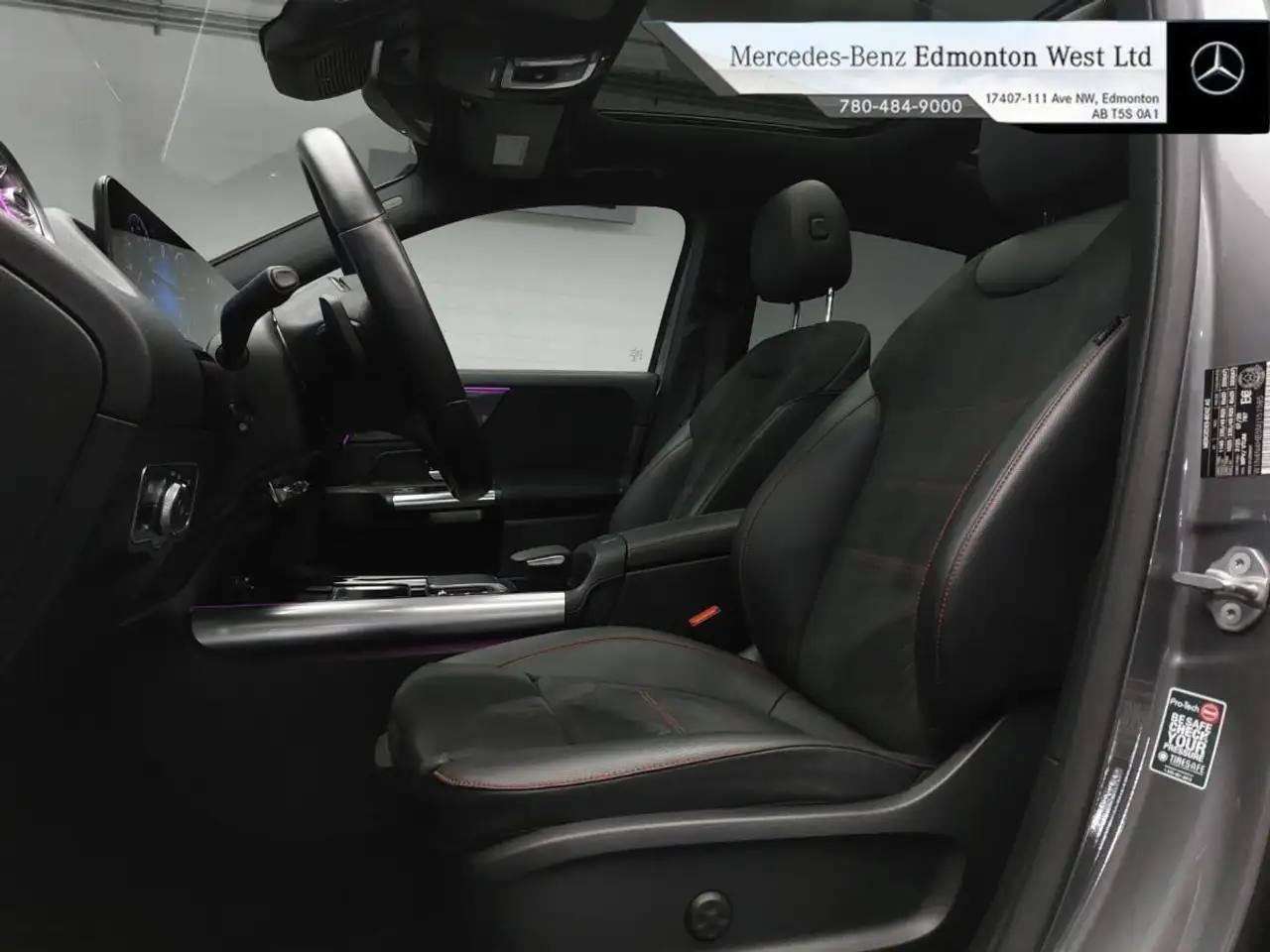 Mercedes-Benz GLA снимка Mercedes-Benz GLA