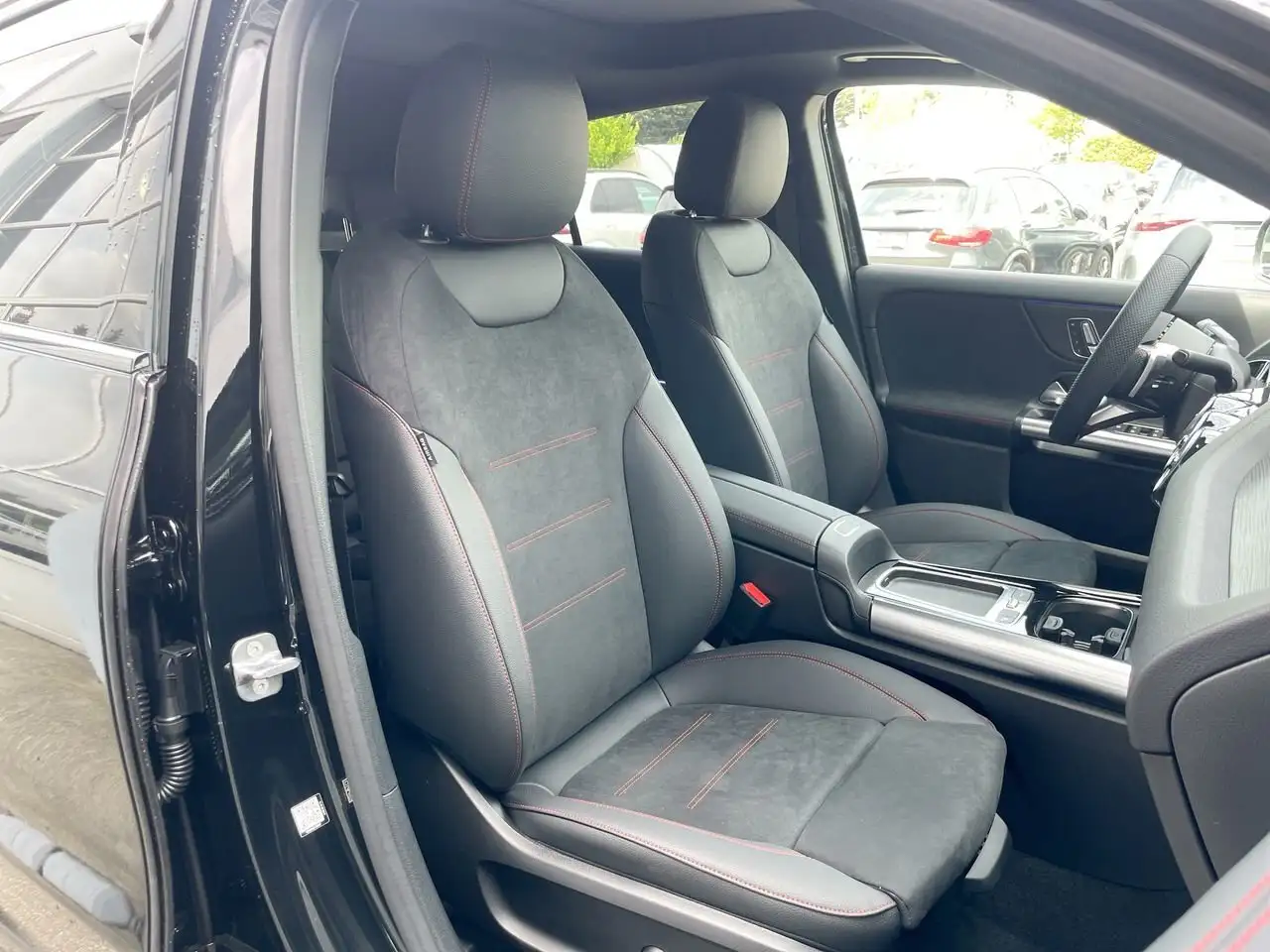 Mercedes-Benz GLA fotografie Mercedes-Benz GLA