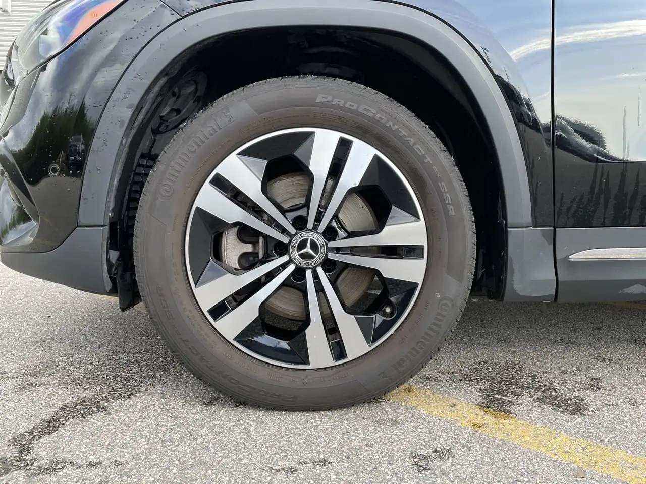 Mercedes-Benz GLA снимка Mercedes-Benz GLA