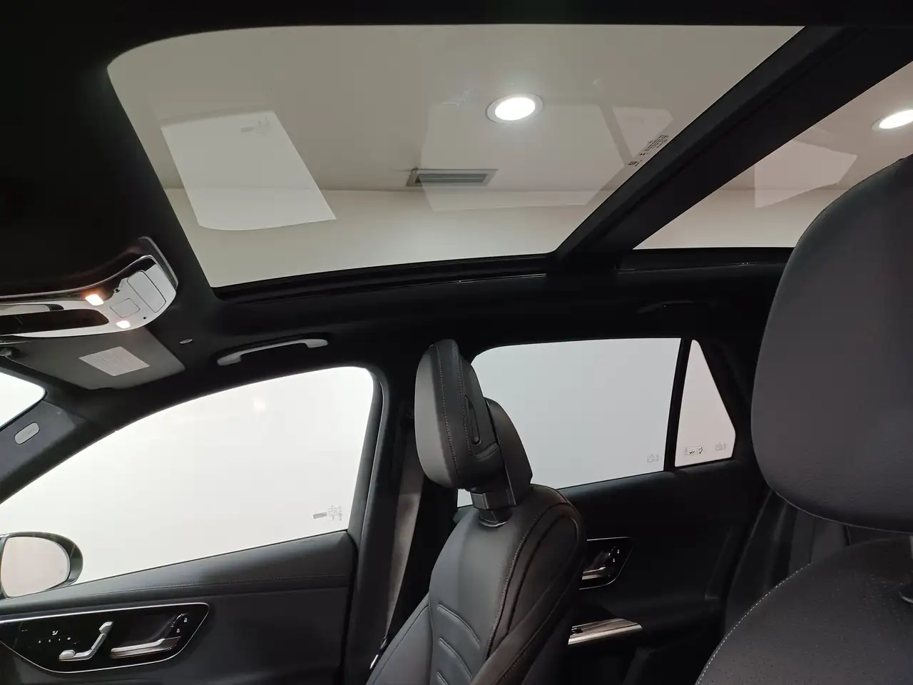 Mercedes-Benz GLC fotografie Mercedes-Benz GLC