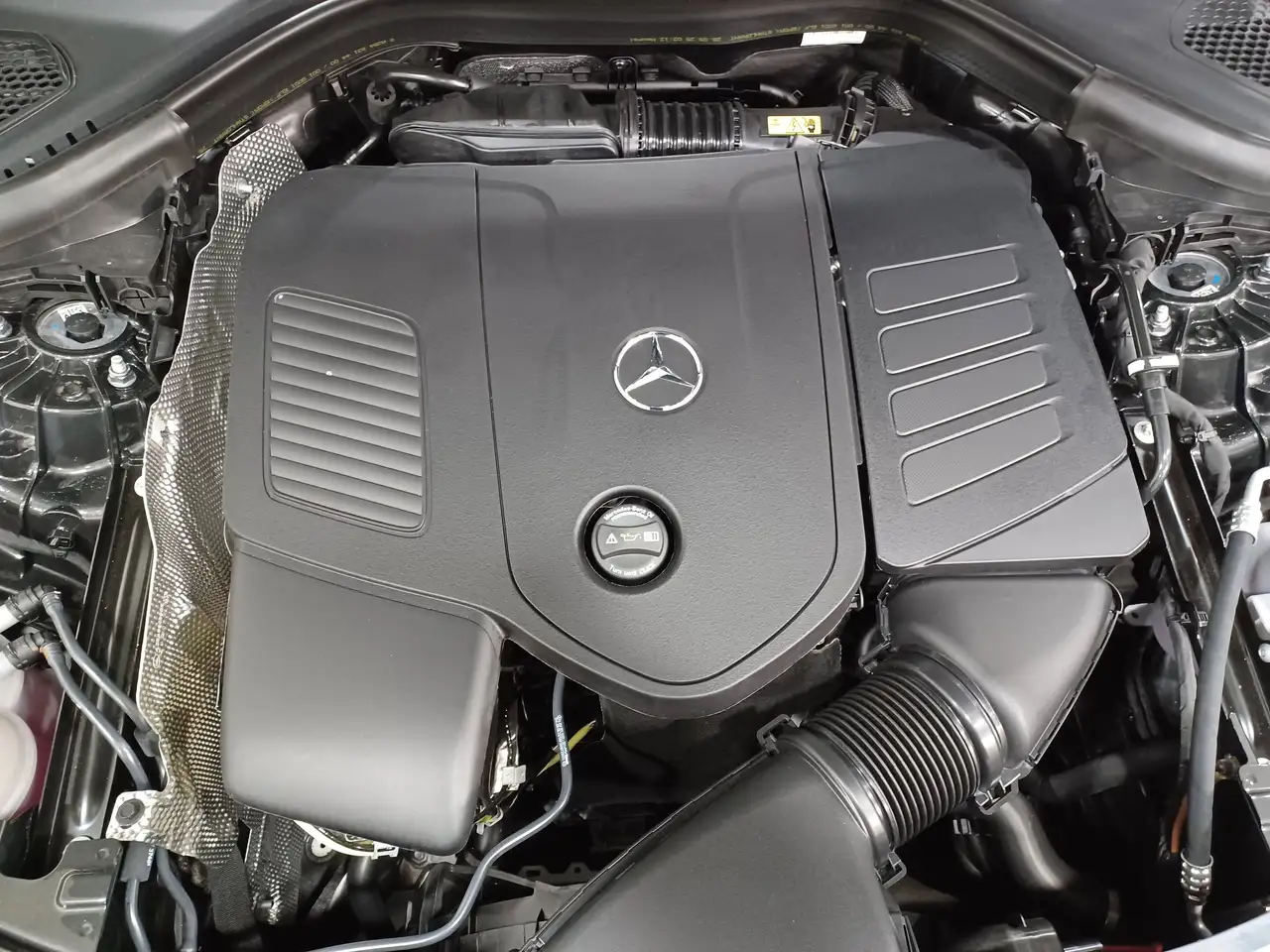 Mercedes-Benz GLC fotografie Mercedes-Benz GLC