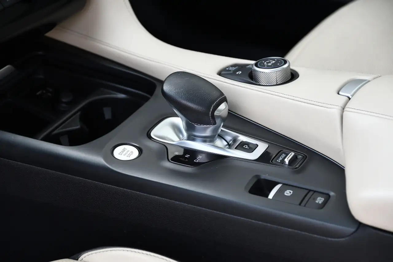 Infiniti QX50 fotografie Infiniti QX50