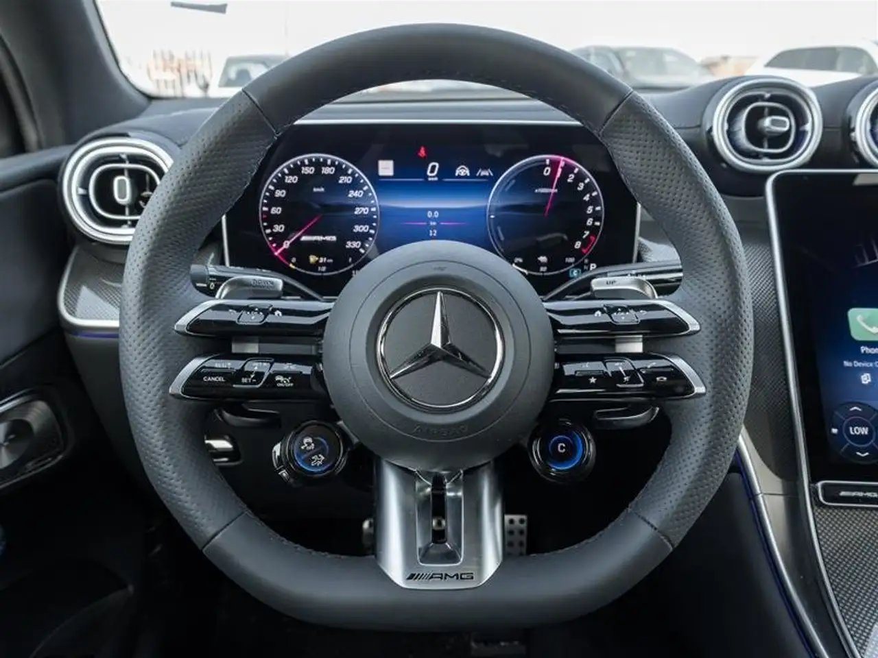 Mercedes-Benz GLC снимка Mercedes-Benz GLC