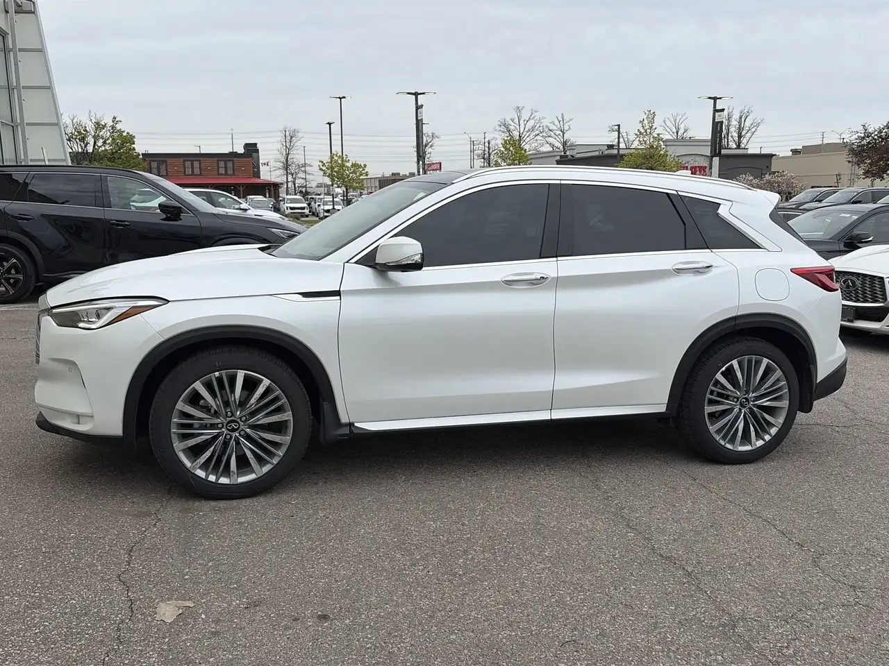 Infiniti QX50 снимка Infiniti QX50