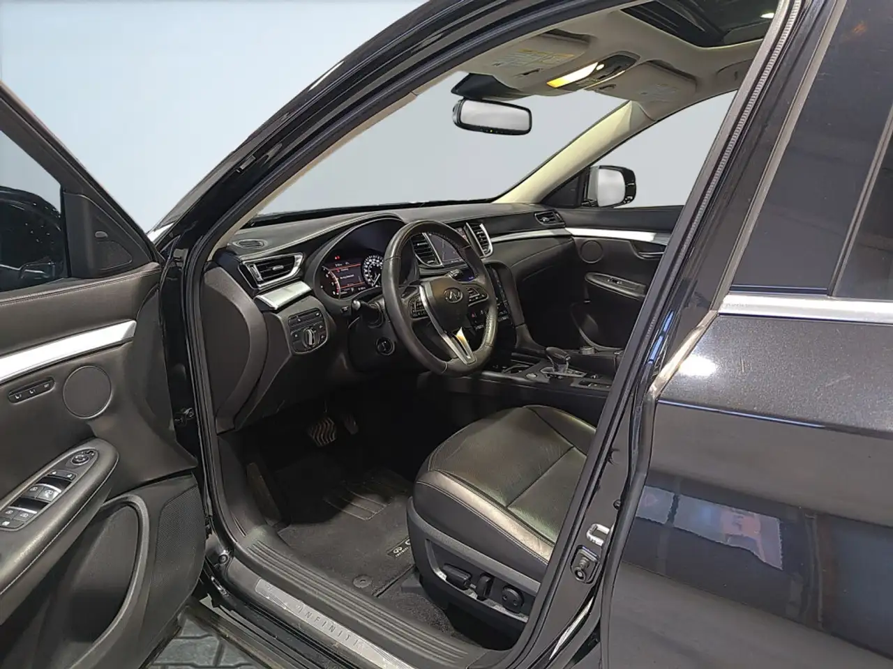 Infiniti QX50 fotografie Infiniti QX50
