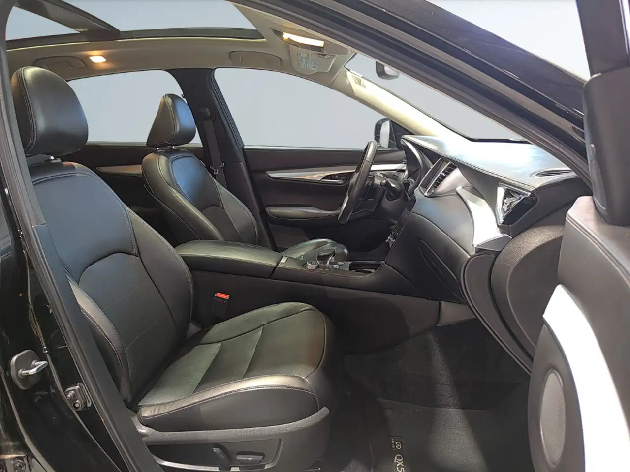 Infiniti QX50 fotografie Infiniti QX50