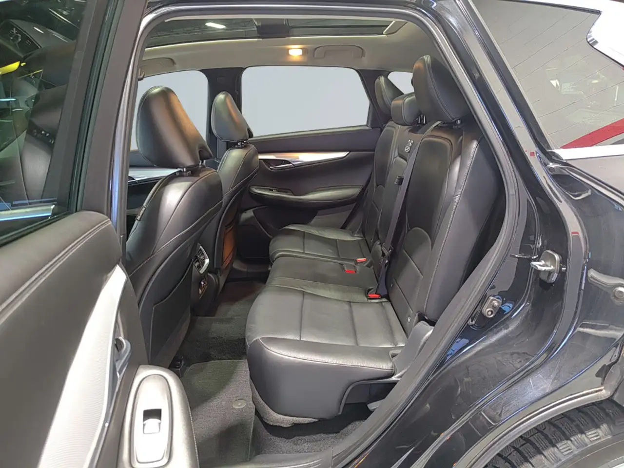 Infiniti QX50 fotografie Infiniti QX50