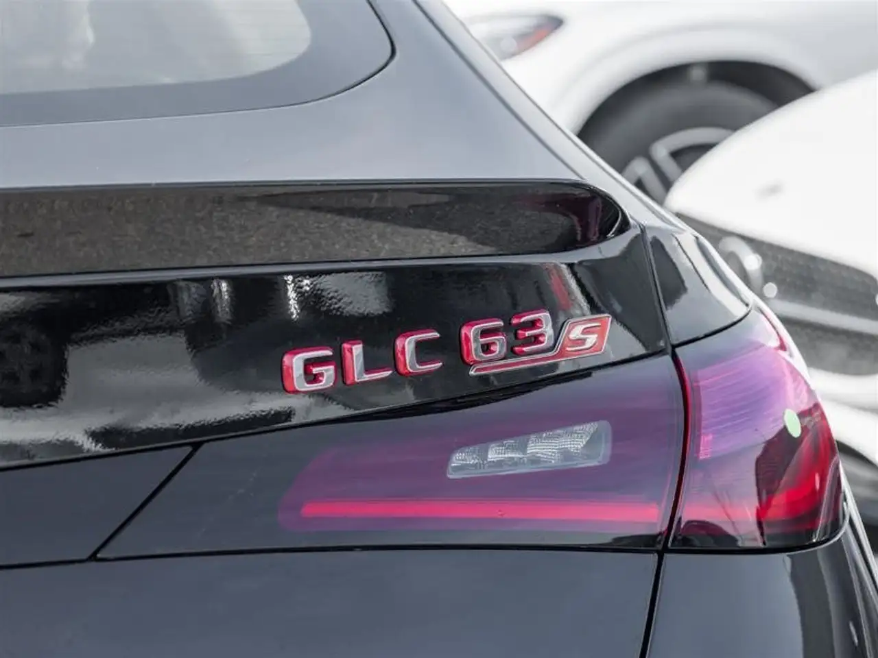 Mercedes-Benz GLC снимка Mercedes-Benz GLC