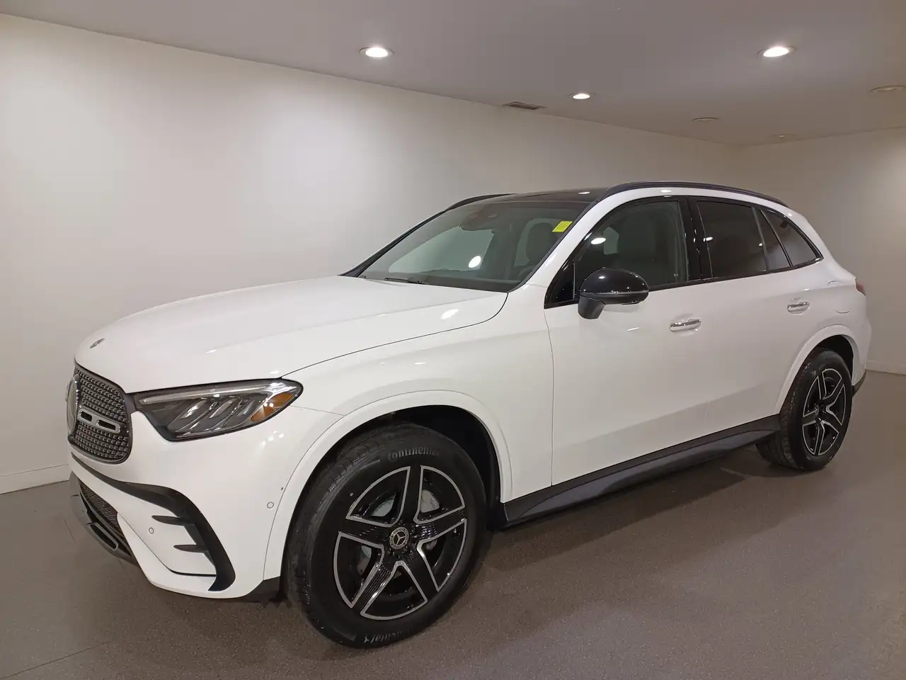 Mercedes-Benz GLC снимка Mercedes-Benz GLC