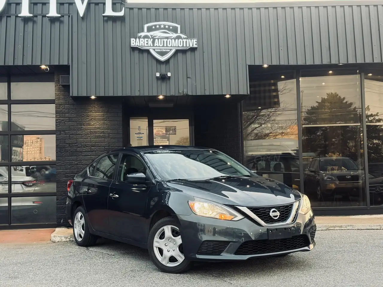 Nissan Sentra fotografie Nissan Sentra
