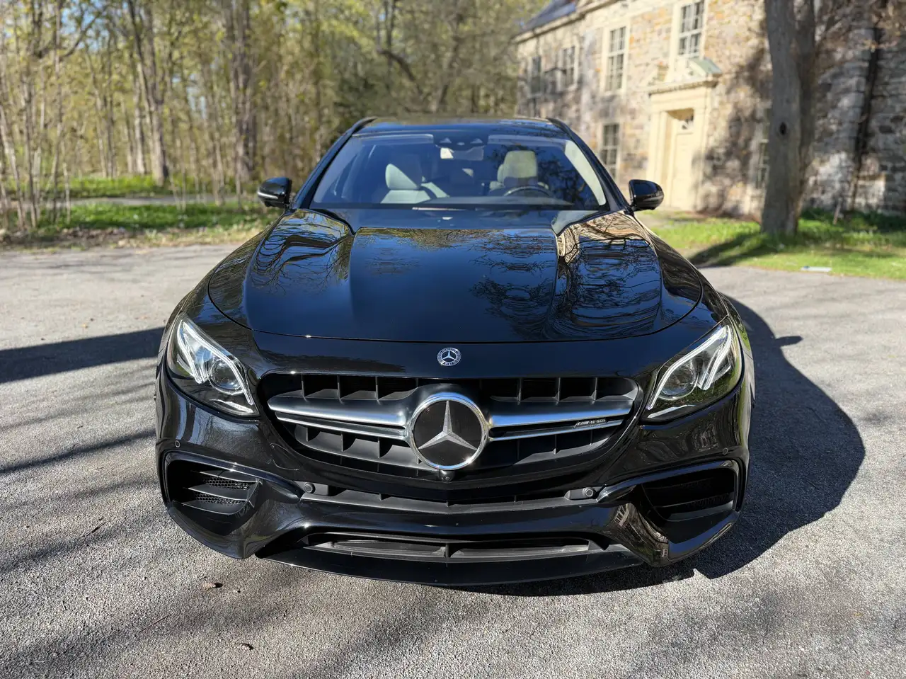 Mercedes-Benz E-Class photo Mercedes-Benz E-Class