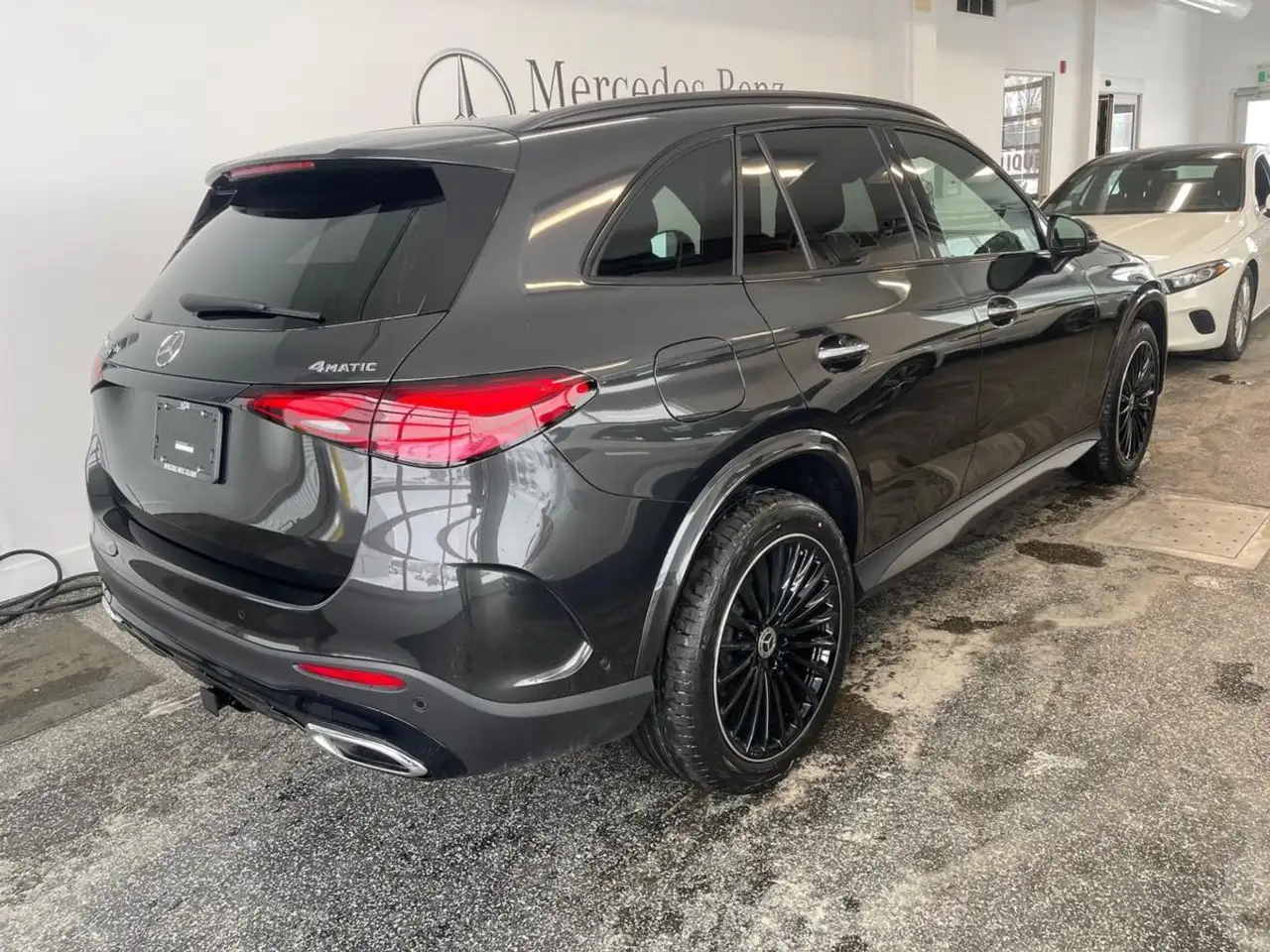 Mercedes-Benz GLC снимка Mercedes-Benz GLC