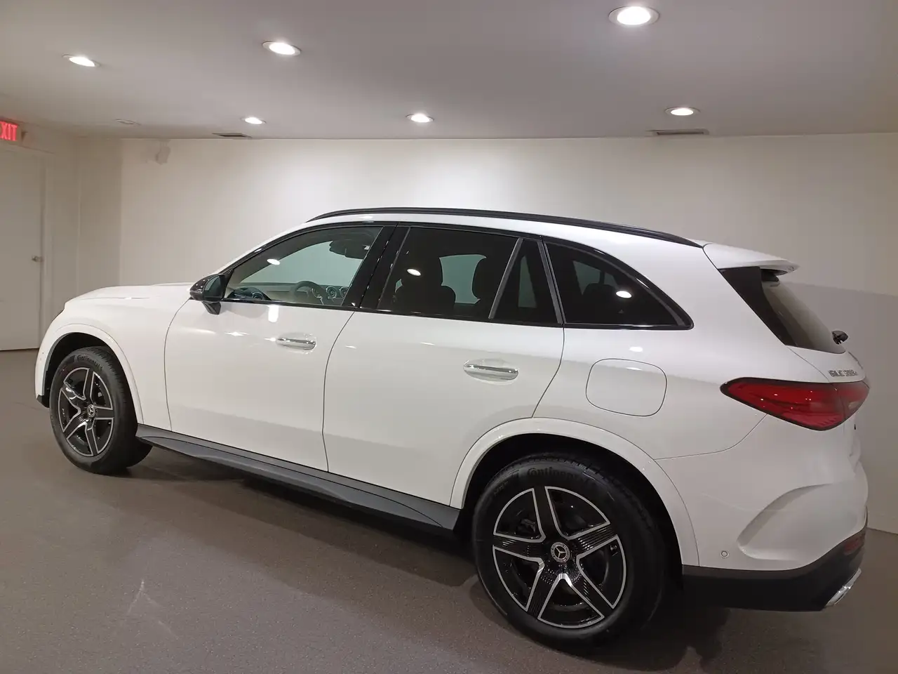 Mercedes-Benz GLC снимка Mercedes-Benz GLC