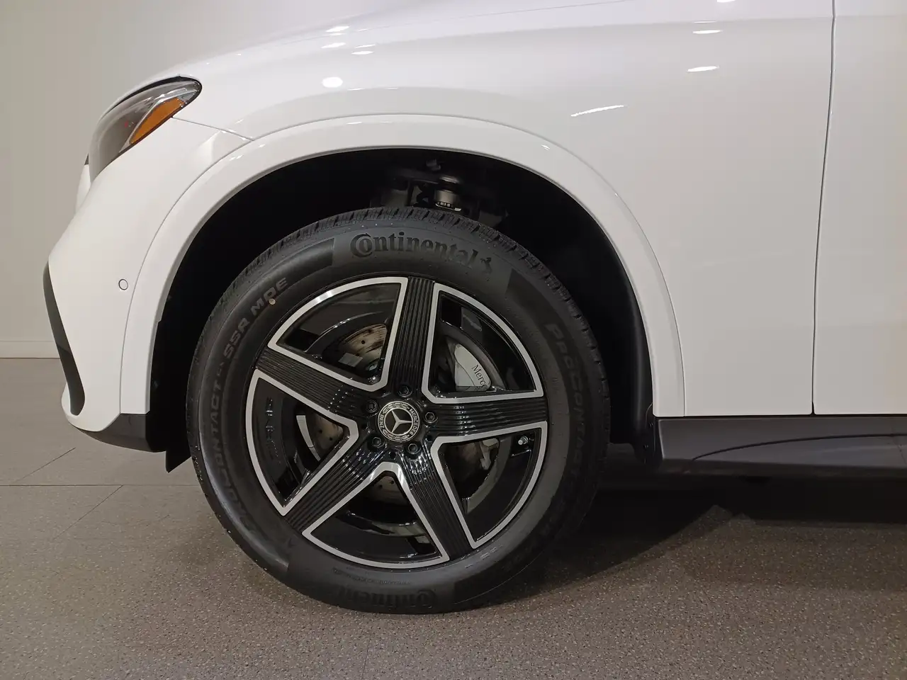 Mercedes-Benz GLC снимка Mercedes-Benz GLC