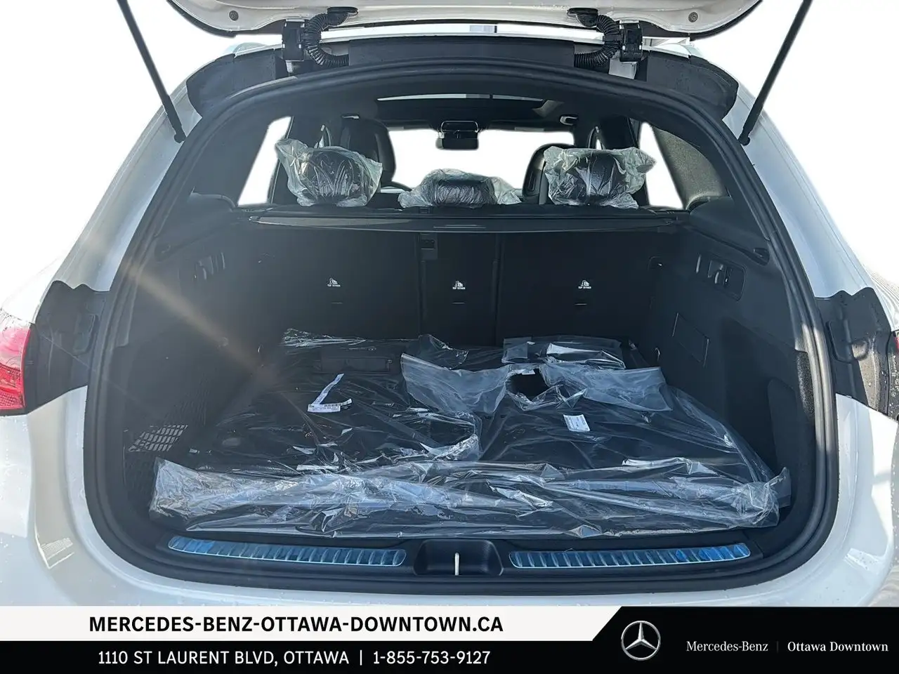 Mercedes-Benz GLC снимка Mercedes-Benz GLC