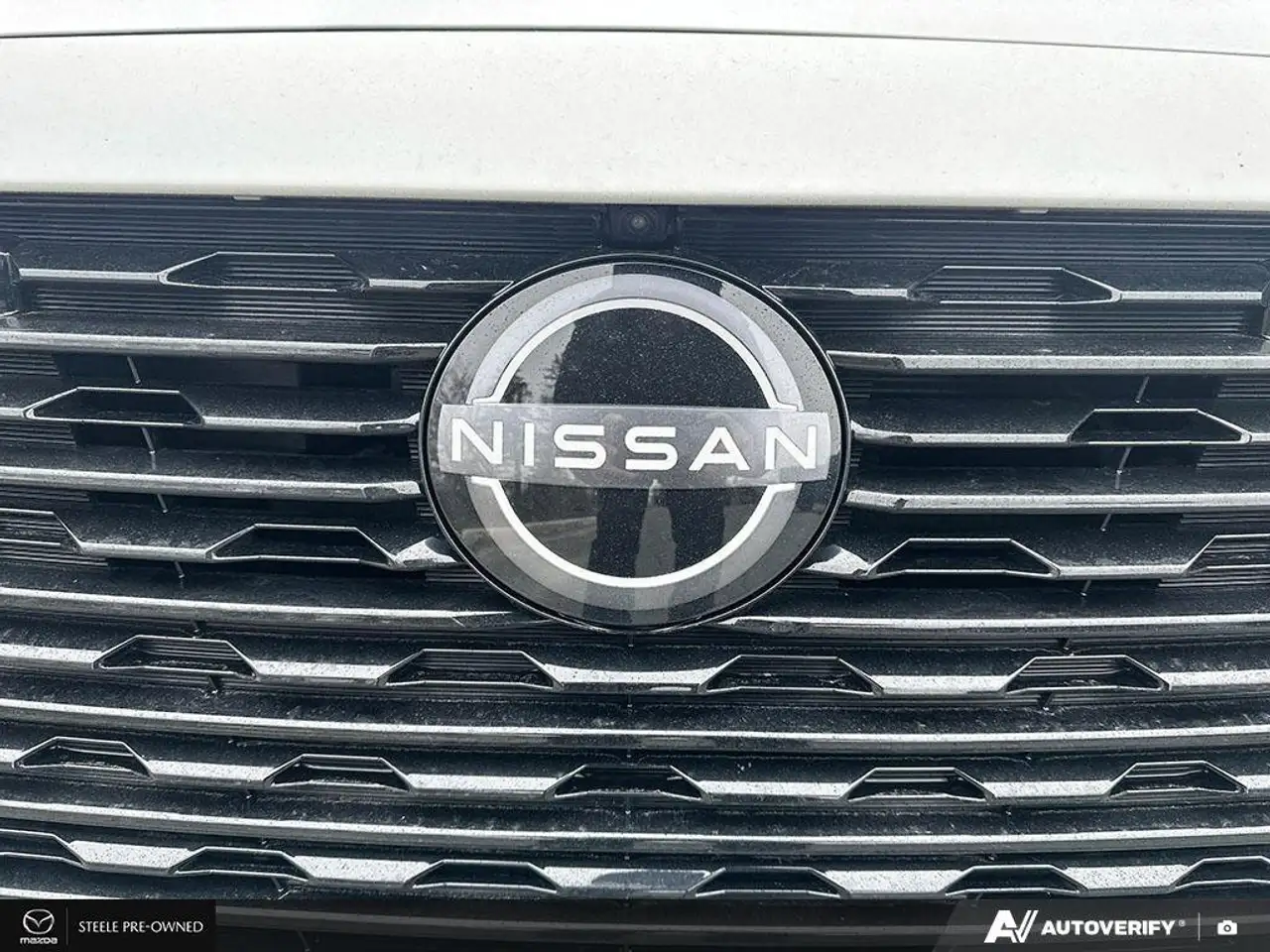 Nissan Sentra photo Nissan Sentra