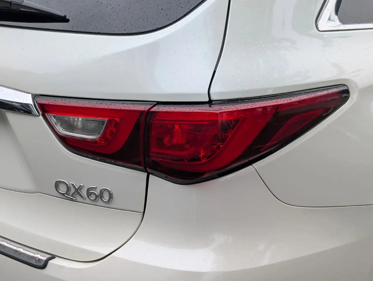 Infiniti QX60 fotografie Infiniti QX60
