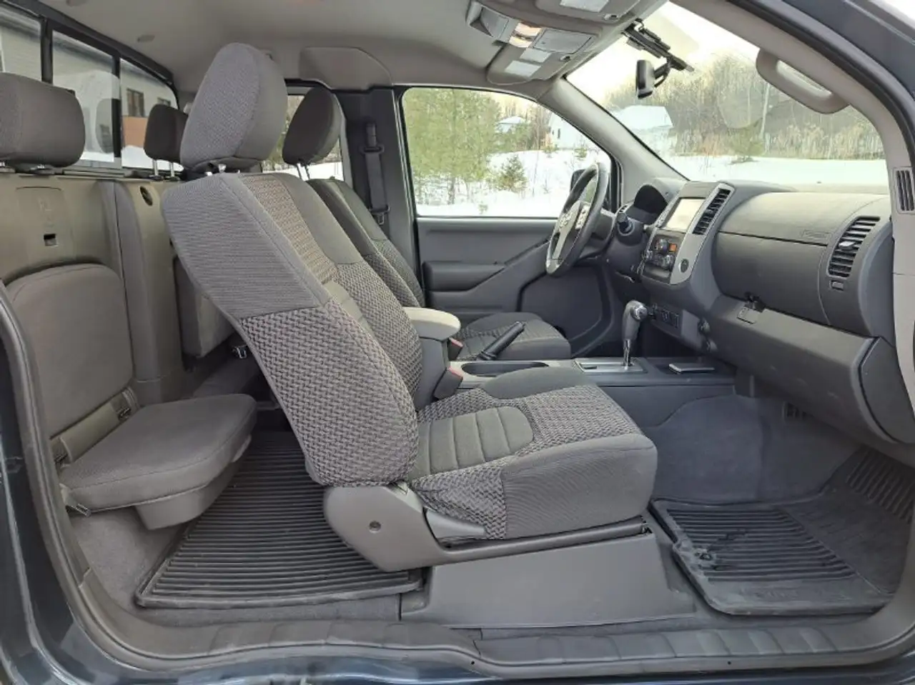 Nissan Frontier снимка Nissan Frontier