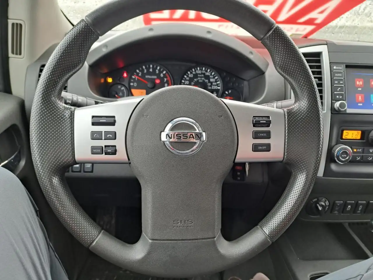 Nissan Frontier снимка Nissan Frontier
