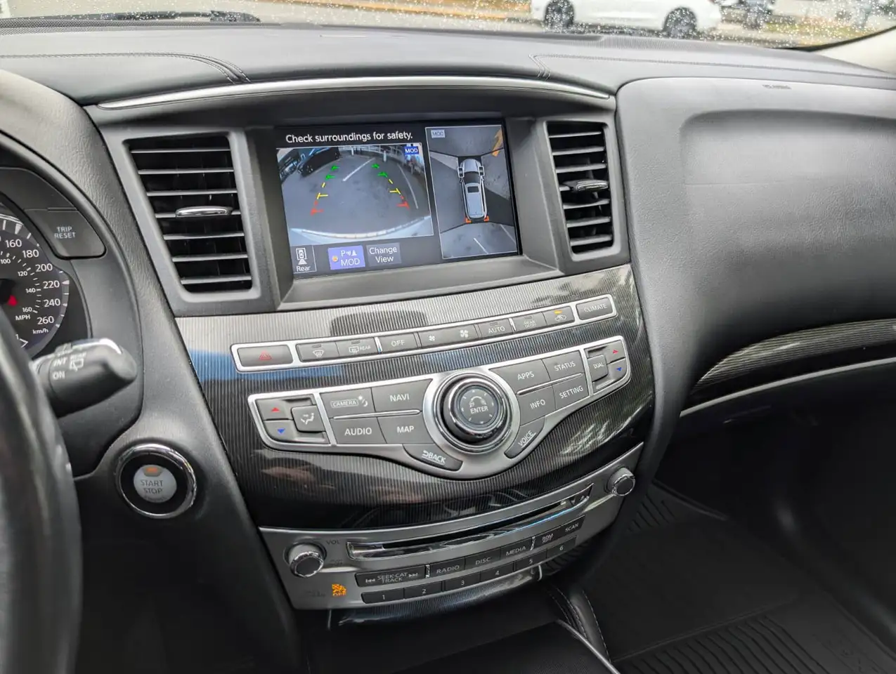 Infiniti QX60 fotografie Infiniti QX60