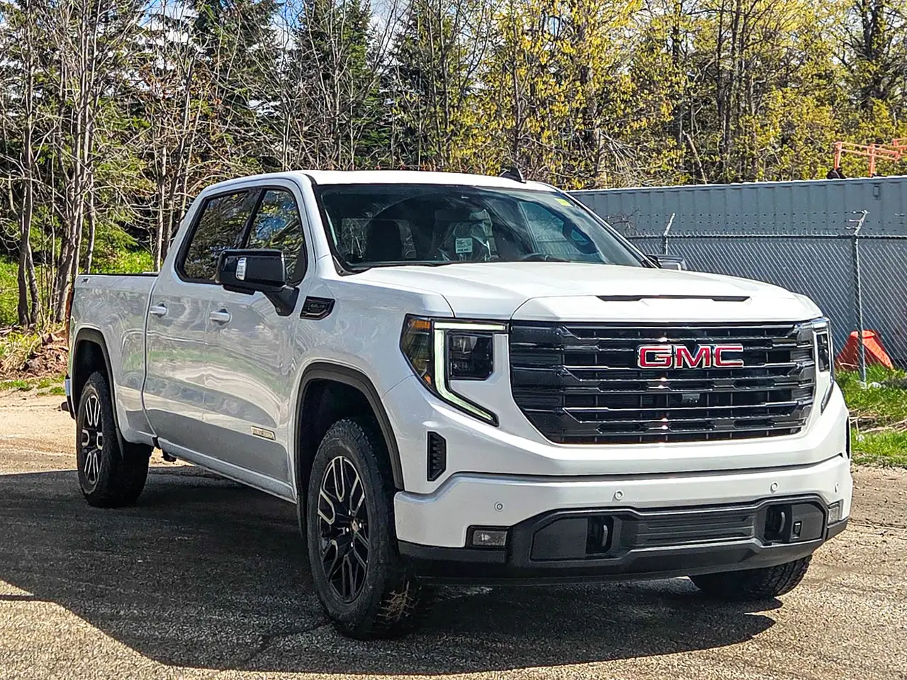 GMC Sierra 1500 photo GMC Sierra 1500