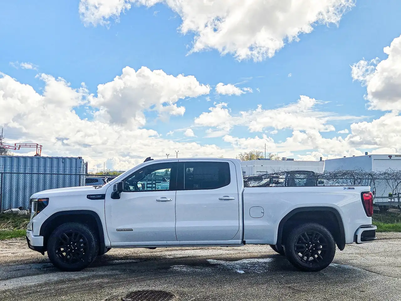 GMC Sierra 1500 photo GMC Sierra 1500