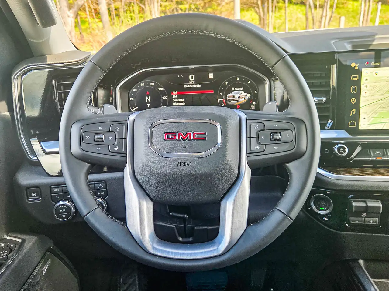 GMC Sierra 1500 photo GMC Sierra 1500