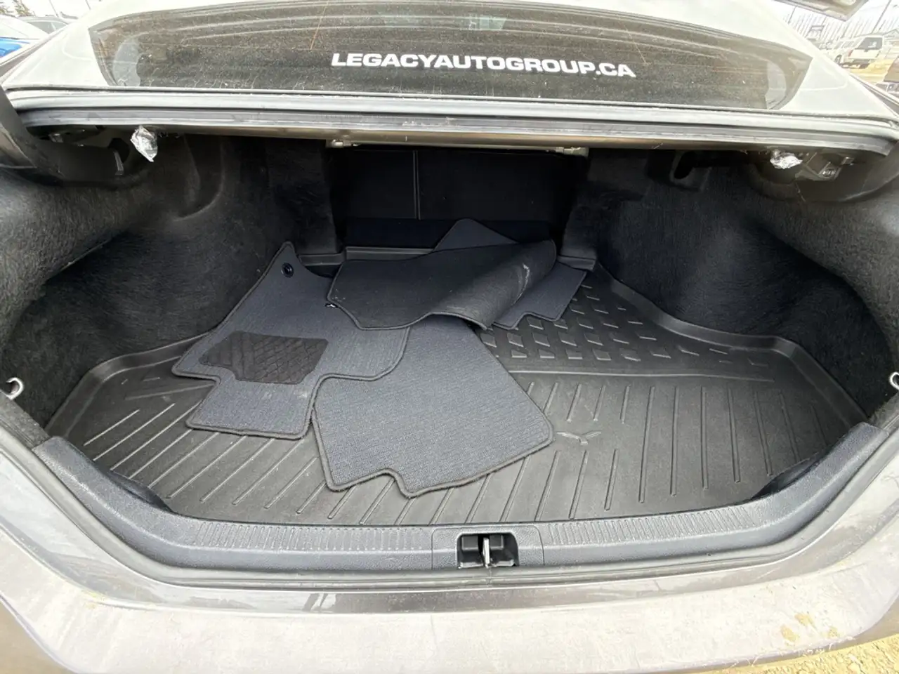 Toyota Camry снимка Toyota Camry