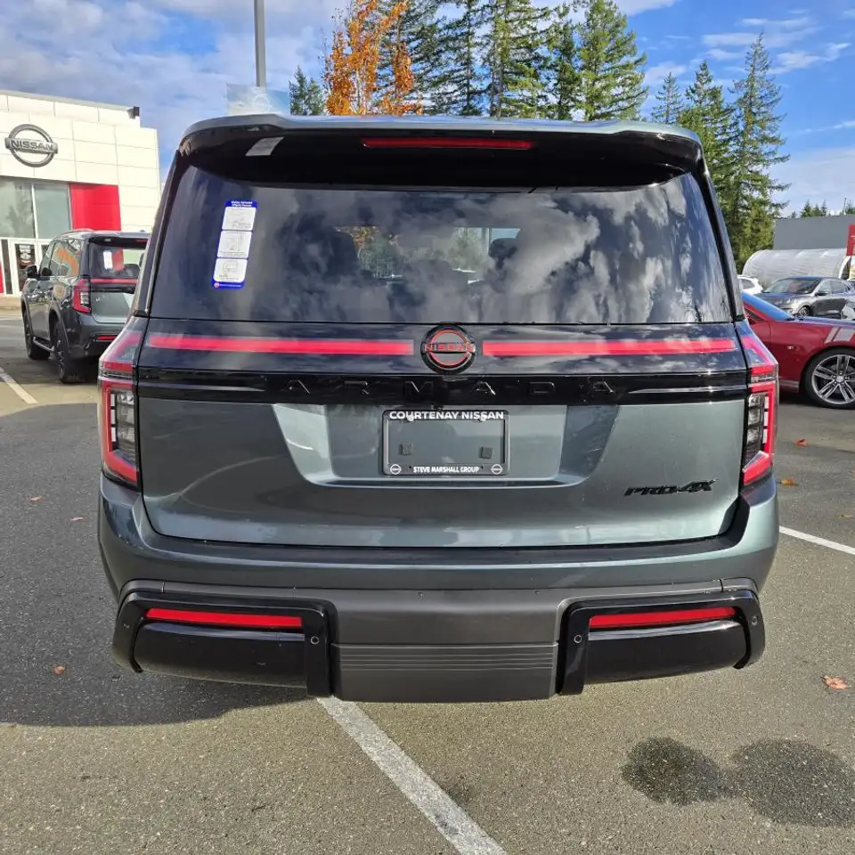 Nissan Armada photo Nissan Armada