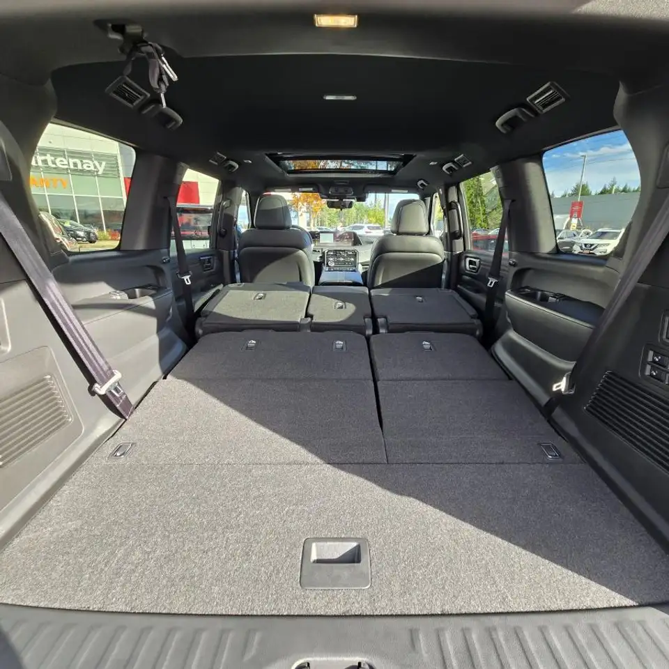 Nissan Armada photo Nissan Armada
