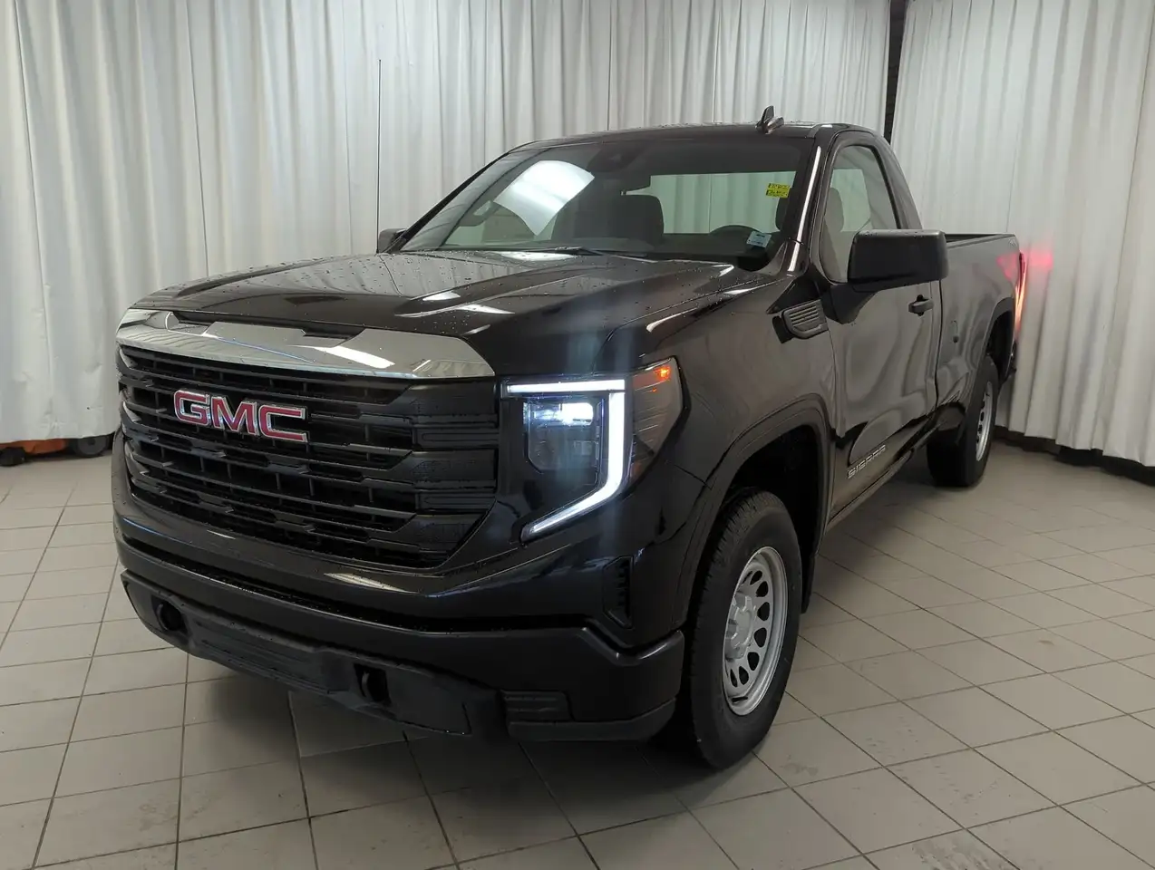 GMC Sierra 1500 снимка GMC Sierra 1500