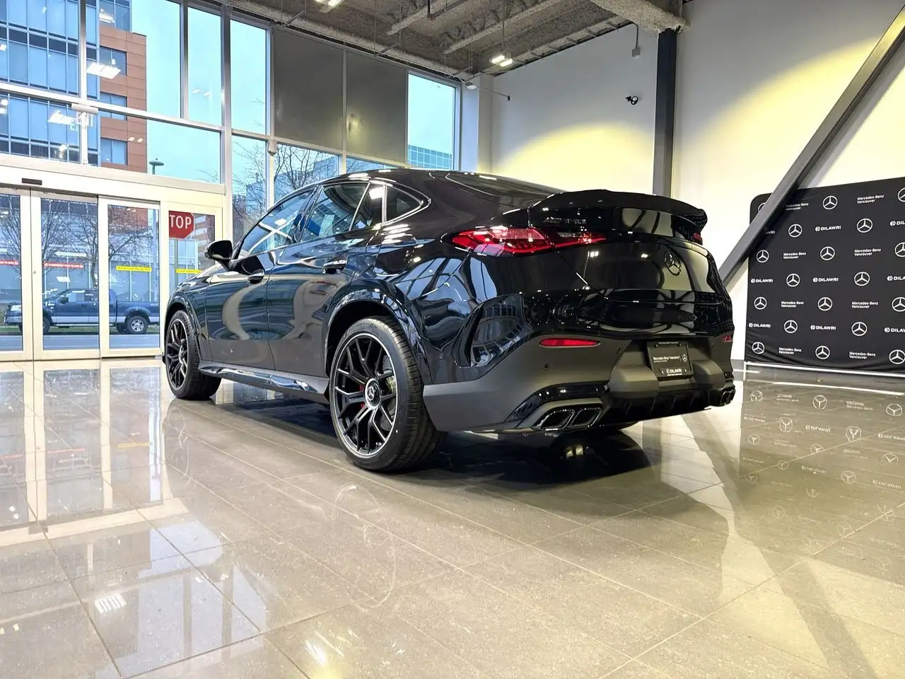 Mercedes-Benz GLC снимка Mercedes-Benz GLC