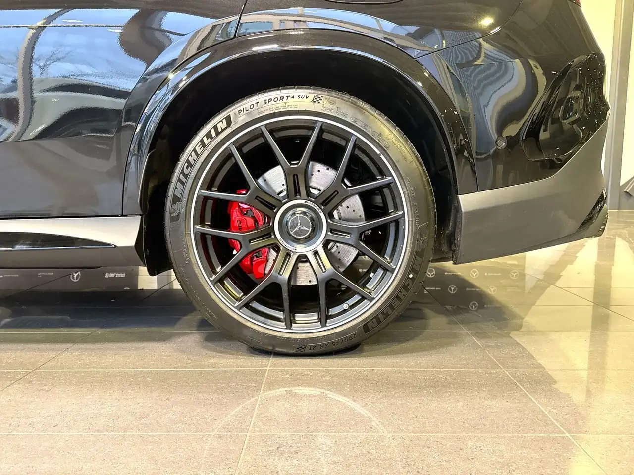 Mercedes-Benz GLC снимка Mercedes-Benz GLC