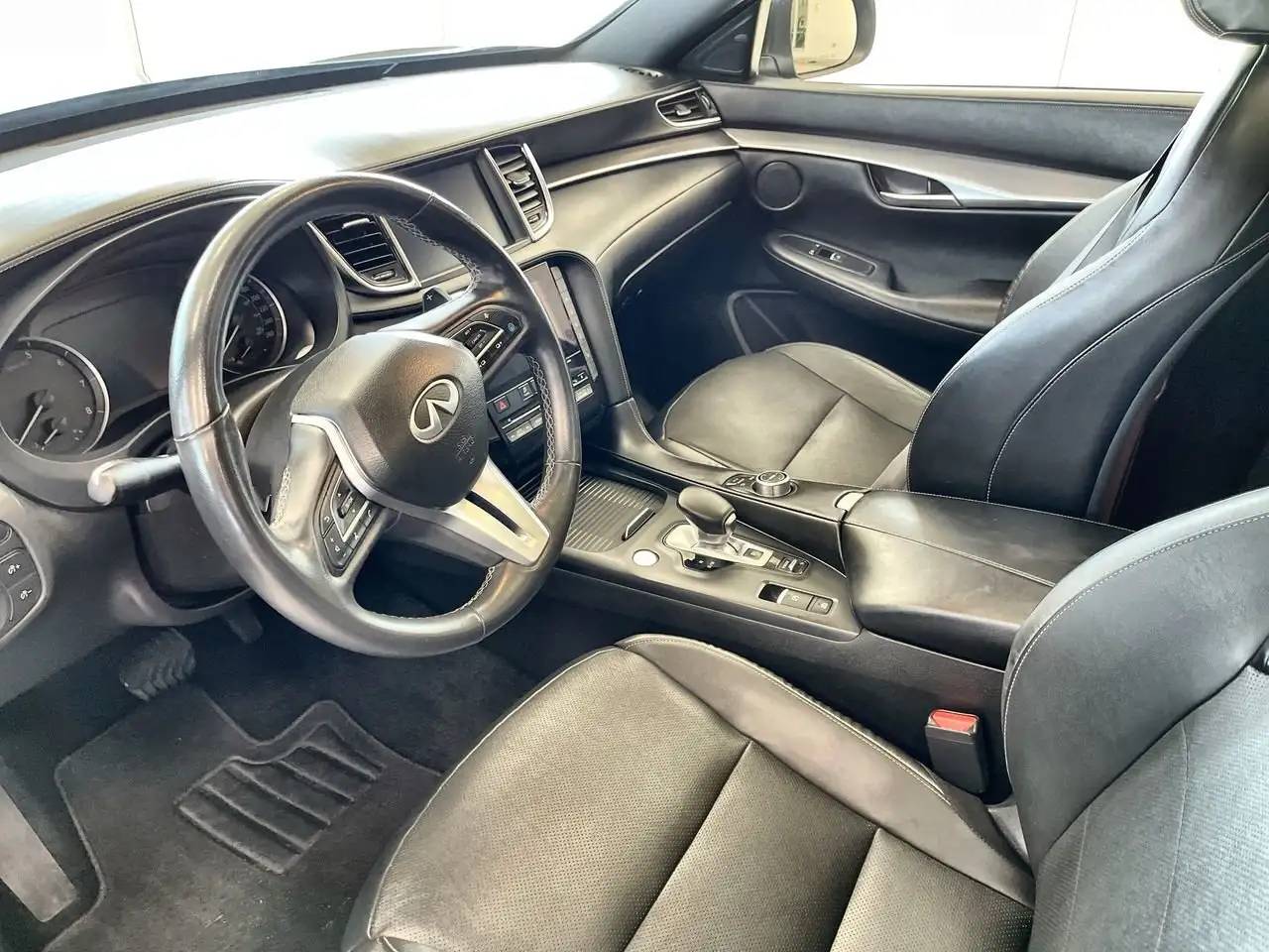 Infiniti QX50 photo Infiniti QX50
