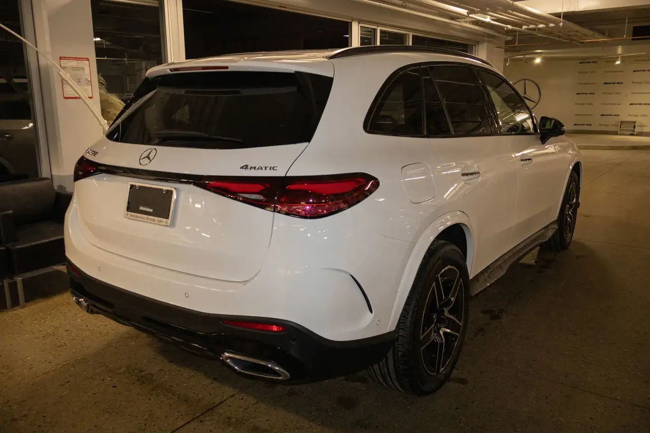 Mercedes-Benz GLC снимка Mercedes-Benz GLC