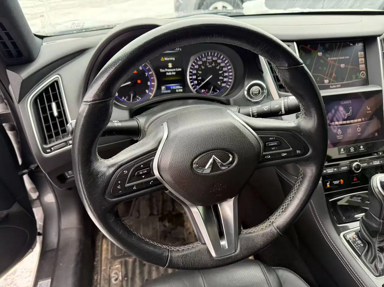 Infiniti Q60 fotografie Infiniti Q60