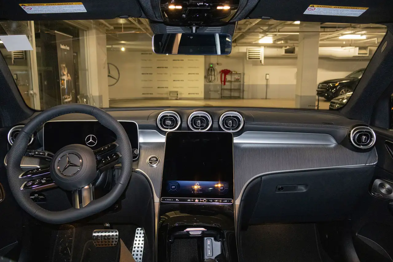 Mercedes-Benz GLC снимка Mercedes-Benz GLC