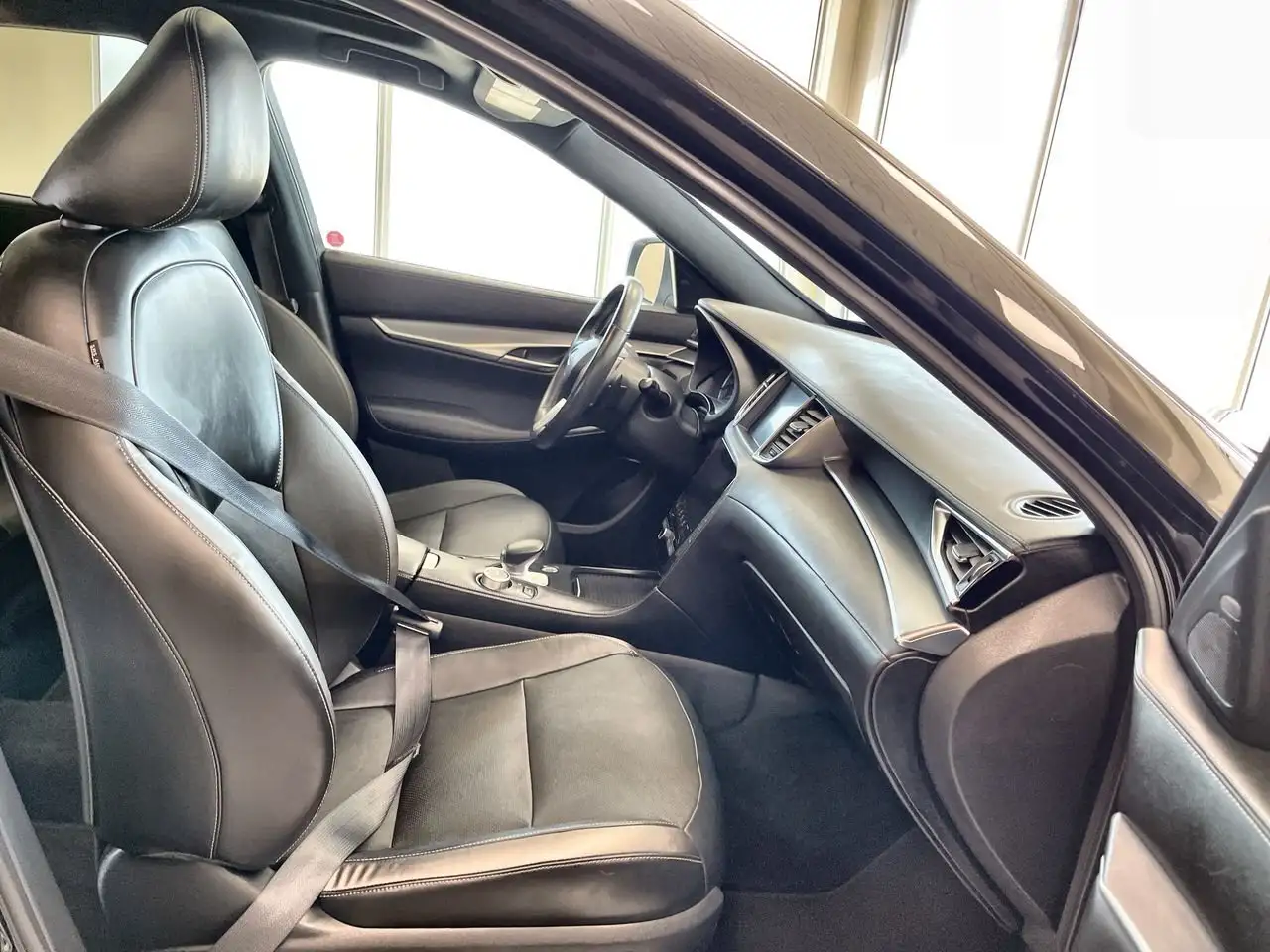 Infiniti QX50 photo Infiniti QX50