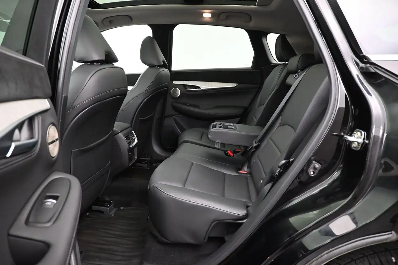 Infiniti QX50 photo Infiniti QX50