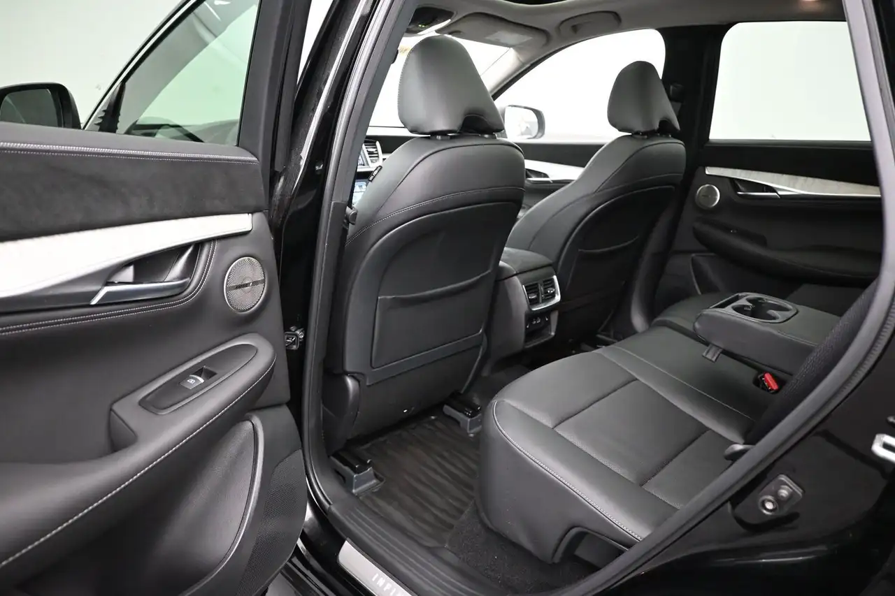 Infiniti QX50 photo Infiniti QX50