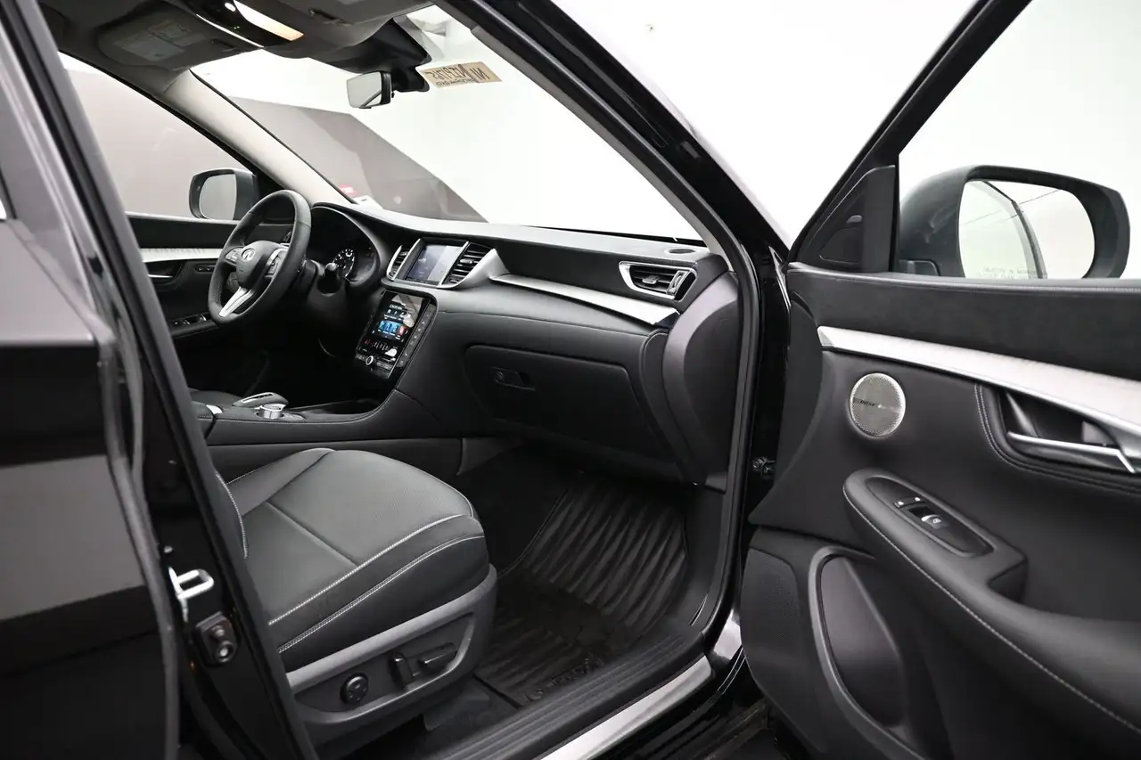 Infiniti QX50 photo Infiniti QX50