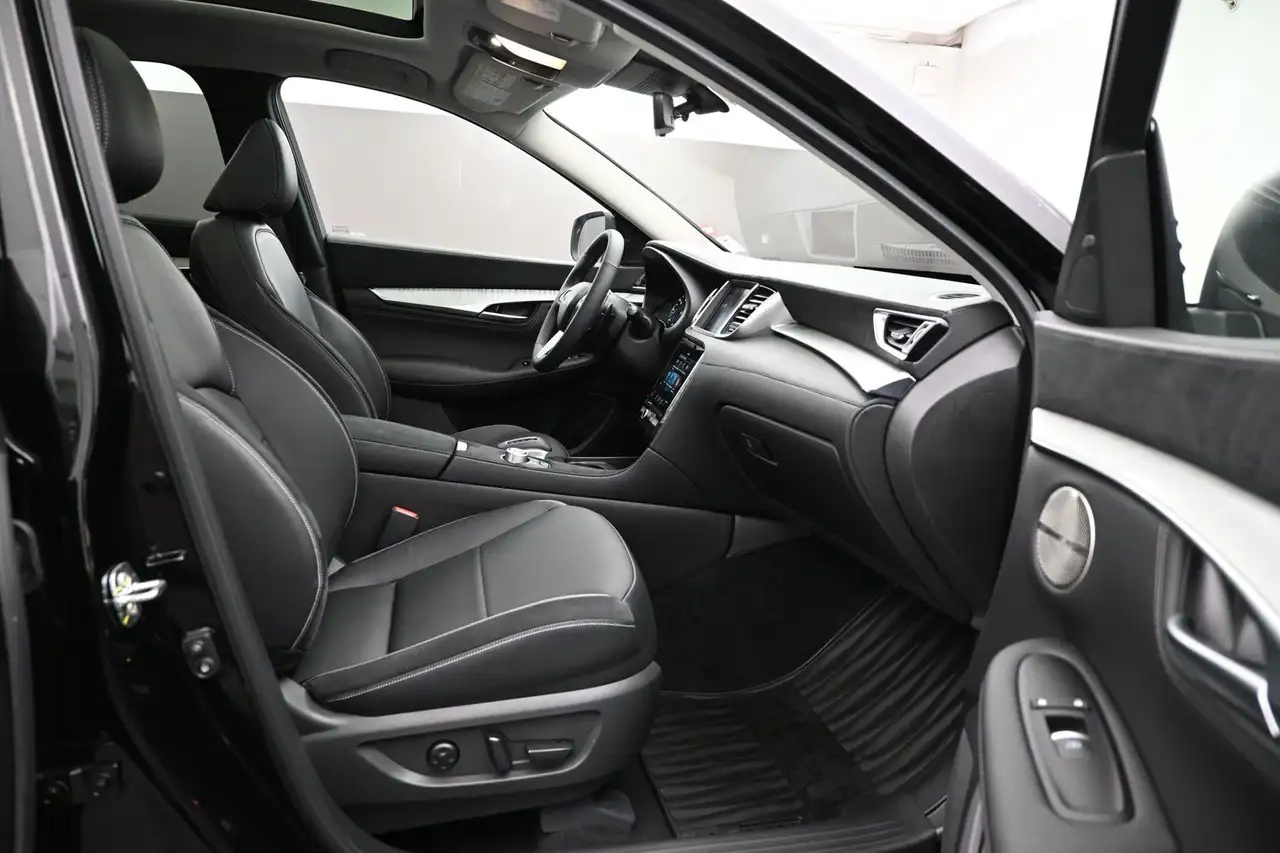 Infiniti QX50 photo Infiniti QX50