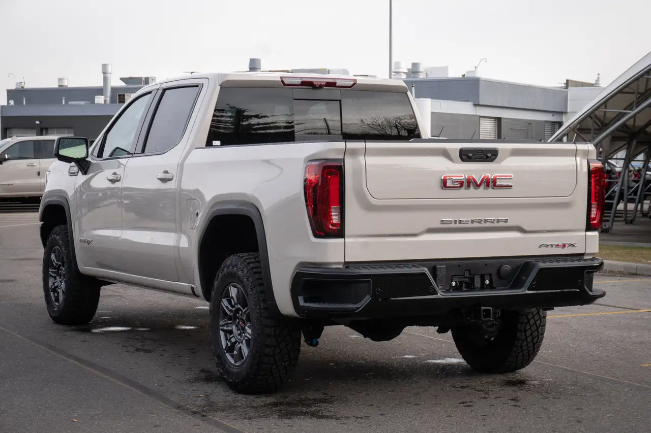 GMC Sierra 1500 снимка GMC Sierra 1500