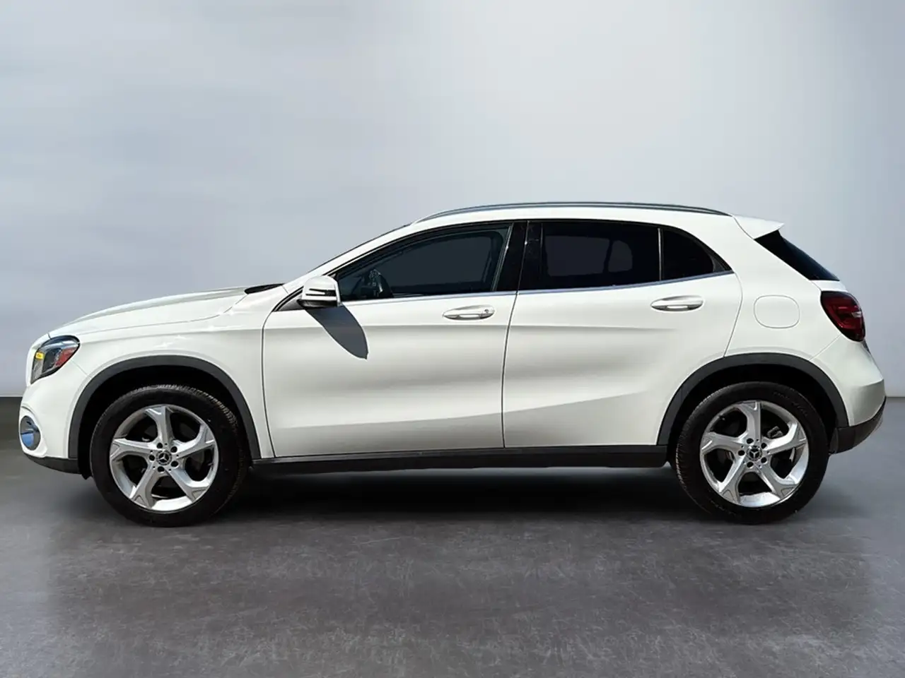 Mercedes-Benz GLA fotografie Mercedes-Benz GLA