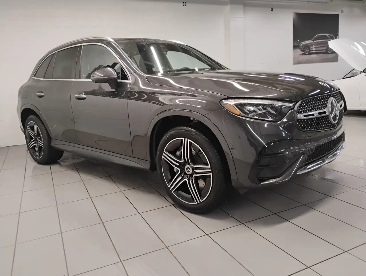 Mercedes-Benz GLC снимка Mercedes-Benz GLC