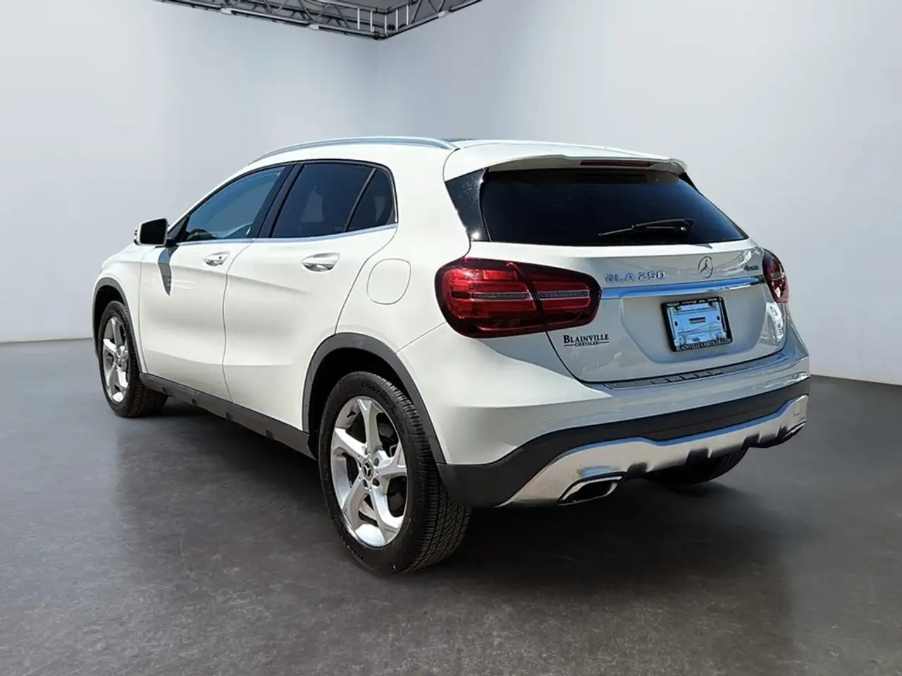 Mercedes-Benz GLA fotografie Mercedes-Benz GLA