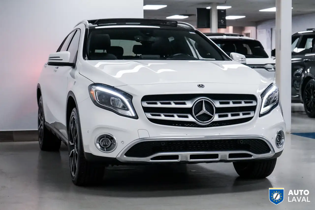 Mercedes-Benz GLA fotografie Mercedes-Benz GLA